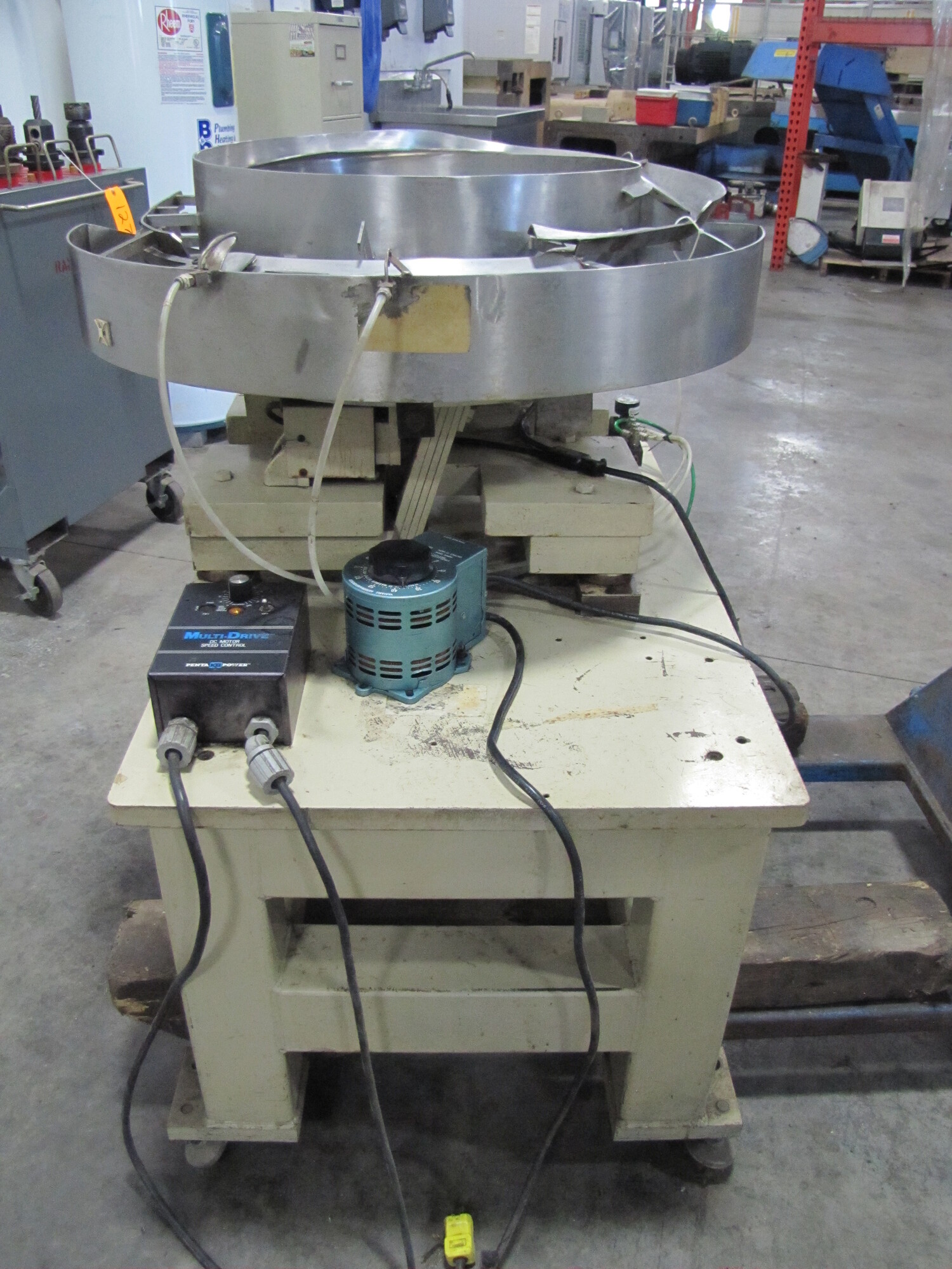 1988 SERVICE ENGINEERING Model N/A VIBRATORY FEEDERS | Strand Industrial Machinery Co.